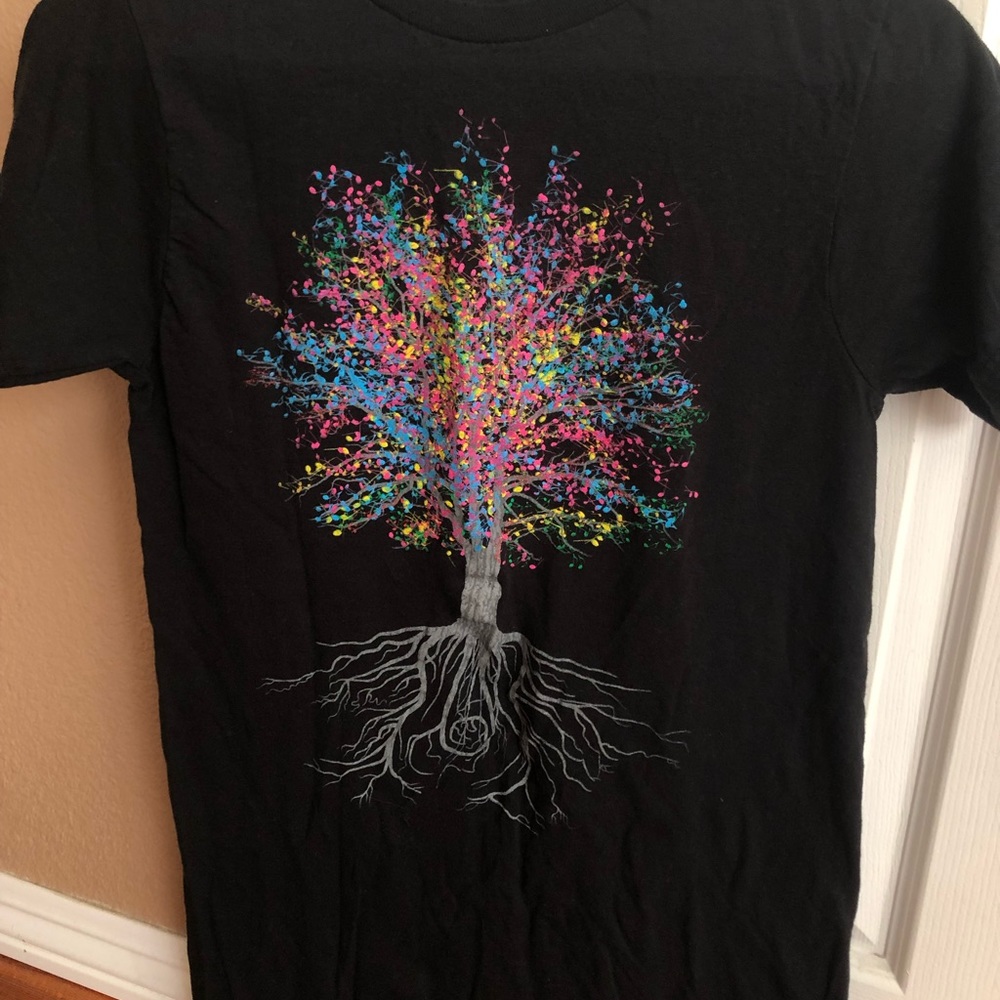 Black T-Shirt
Size Small (guys)